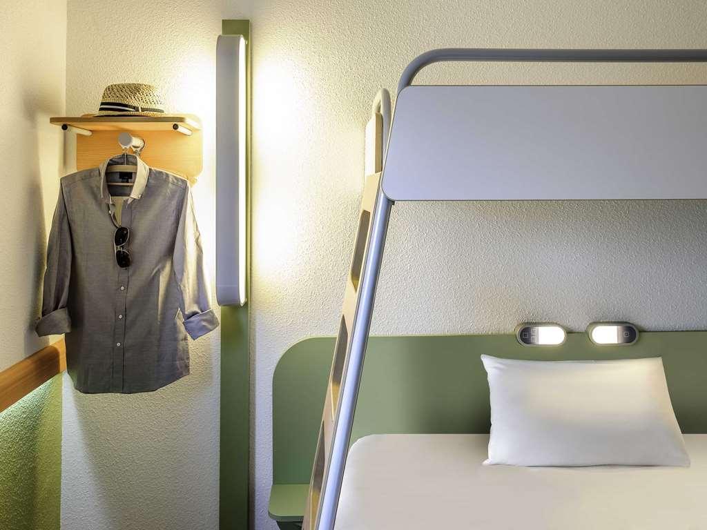 Ibis Budget Concarneau Room photo
